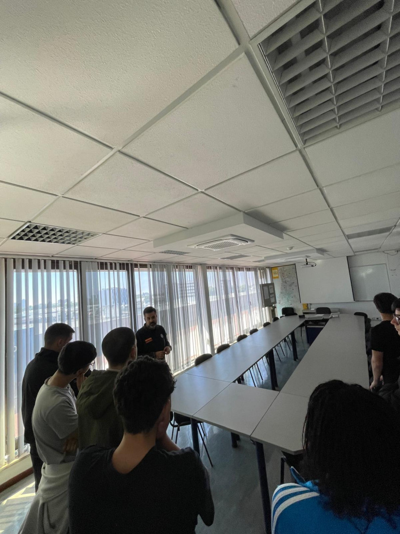 protecao-civil-bombeiro-cursos-profissionais-6.jpeg