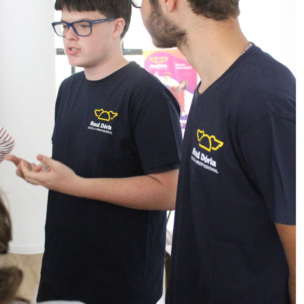 cibertiskids-curso-informatica-escola-raul-doria-6.JPG