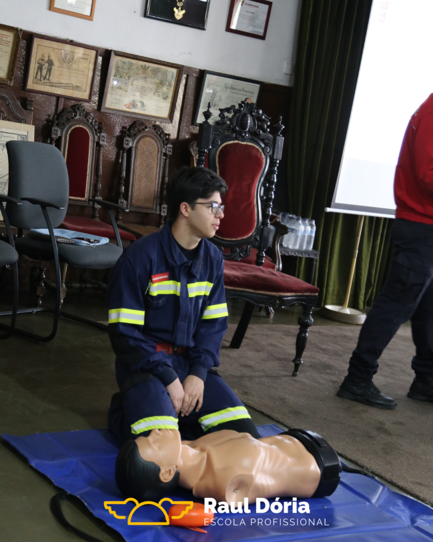 suporte-basico-de-vida-bombeiros-voluntarios-porto-raul-doria-4.png