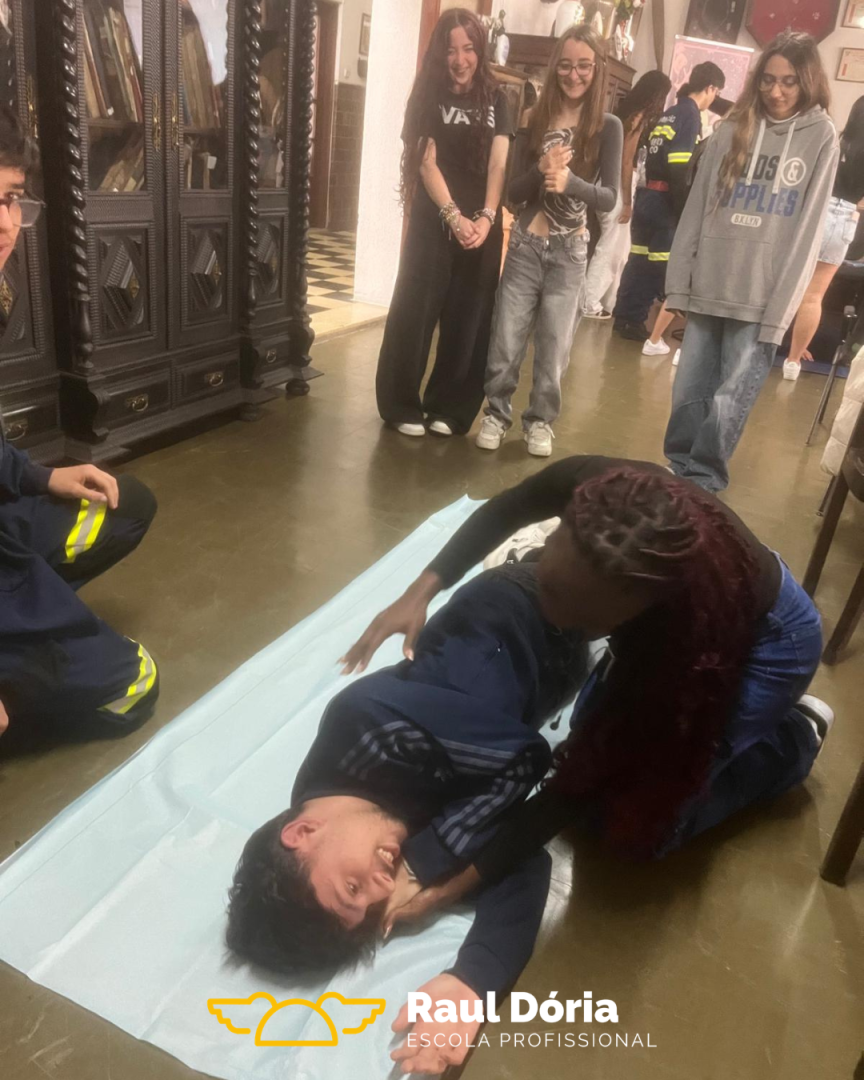 suporte-basico-de-vida-bombeiros-voluntarios-porto-raul-doria-7.png